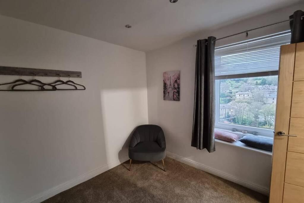 Crystal Cottage - 5 Min Walk From Holmfirth Town Centre מראה חיצוני תמונה