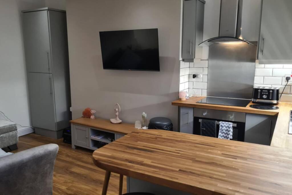 Crystal Cottage - 5 Min Walk From Holmfirth Town Centre מראה חיצוני תמונה